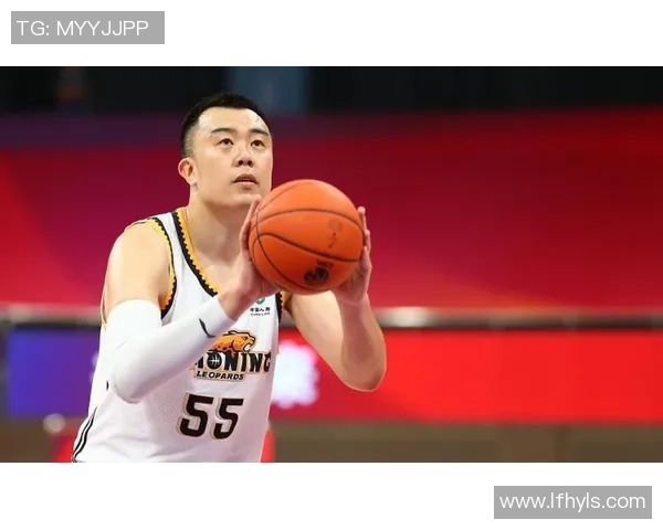 韩德君:从青年篮球新星到CBA传奇巨星的成长之路与辉煌成就